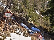 66 Sono sul sentiero giusto in discesa per Capovalle